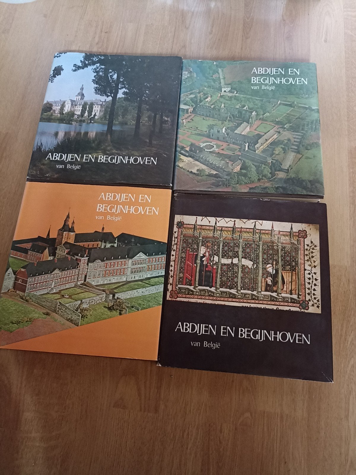 Abdijen en begijnhoven van België, Ophalen