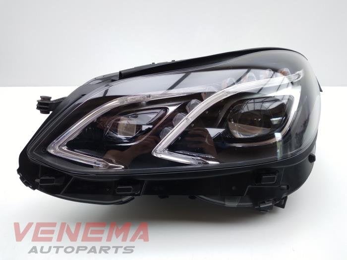 Phare gauche d'un Mercedes E-Klasse, Autos : Pièces & Accessoires, 3 mois de garantie, Utilisé, -, -