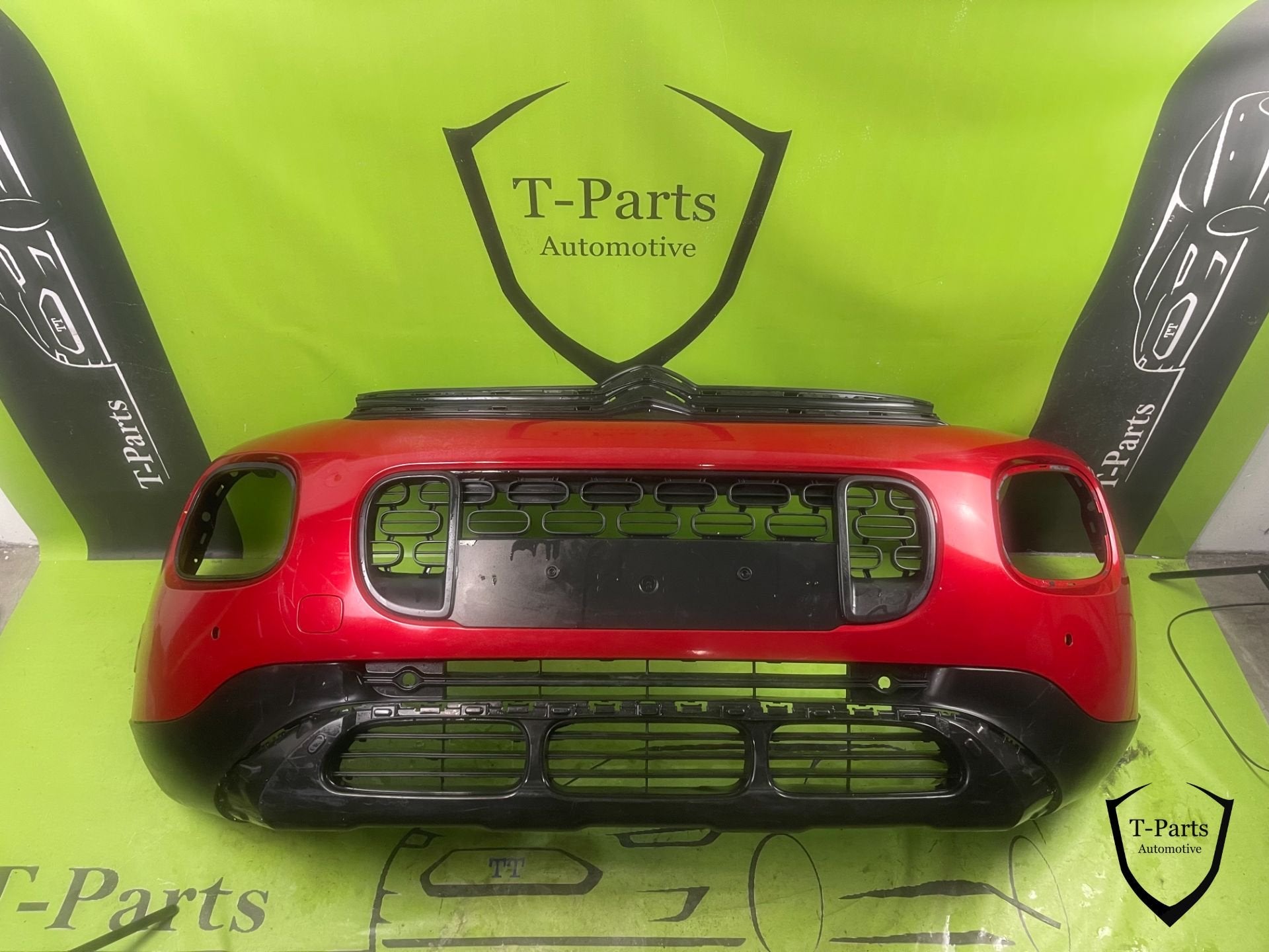pare-chocs avant citroen c3 aircross grille de calandre, Autos : Pièces & Accessoires, Stellantis N.V., Utilisé, Taurusavenue 1
2132 LS  Hoofddorp, NL