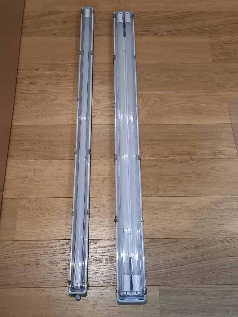 TL LAMP LED ARMATUUR + LAMPEN, Ophalen, Zo goed als nieuw, Lamp met armatuur
