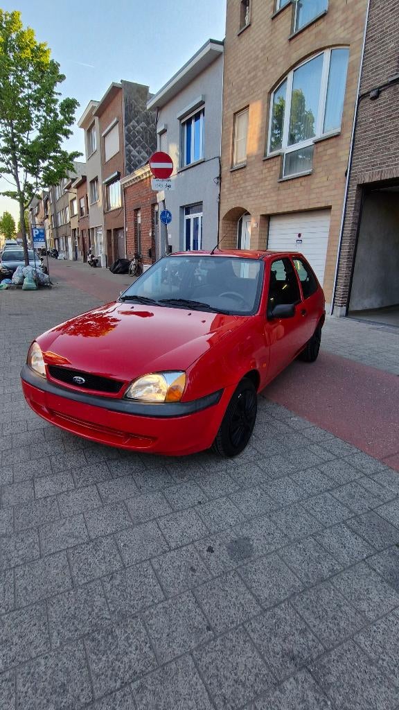 Ford Fiesta (in nieuwstaat) met 1 jaar garantie, Autos, Rouge, Achat, 5 places, 44 kW