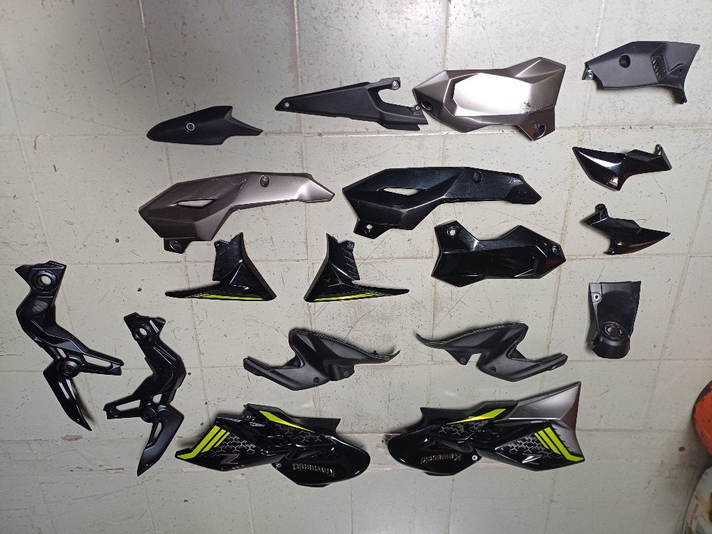 kawasaki z 900 model '20-'24 plastic kuipdelen, Ophalen of Verzenden, Gebruikt