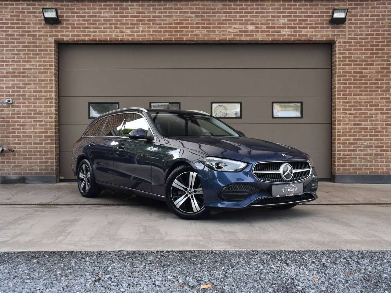Mercedes-Benz C 180 BREAK BUSINESS LINE / CARPLAY / CAMERA, Zwart, 4 cilinders, Bedrijf, 5 deurs