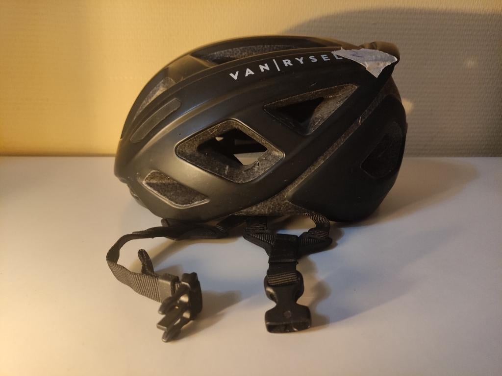 Fietshelm Van Rysel zwart volwassenen, Fietsen en Brommers, Ophalen, M, Zo goed als nieuw, Decathlon