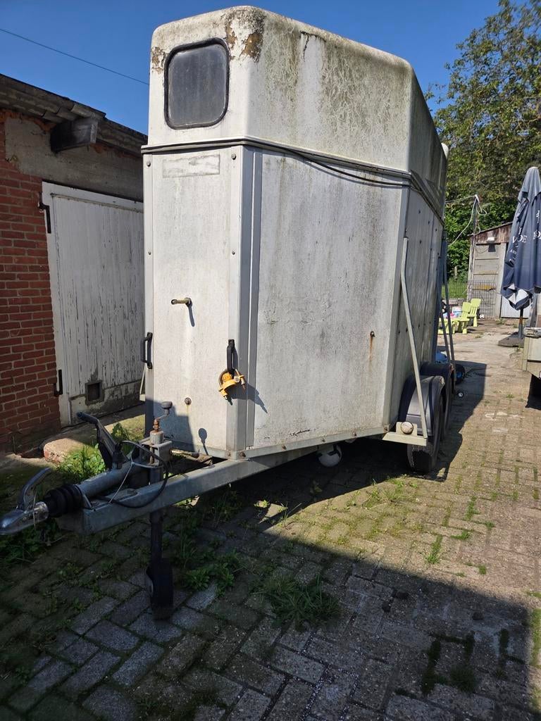 2 paards trailer, Dieren en Toebehoren, Ophalen, Gebruikt, Polyester, 2-paards trailer