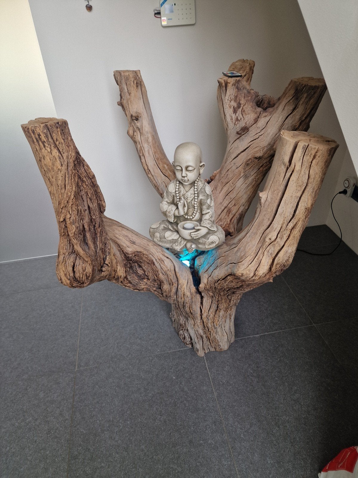 Lampe d'appoint créé avec un cerisier, Maison & Meubles, Enlèvement, Utilisé, Bois