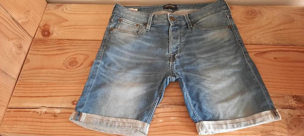 mooie short Jack & Jones maat S, Blauw, W32 (confectie 46) of kleiner, Ophalen of Verzenden, Zo goed als nieuw