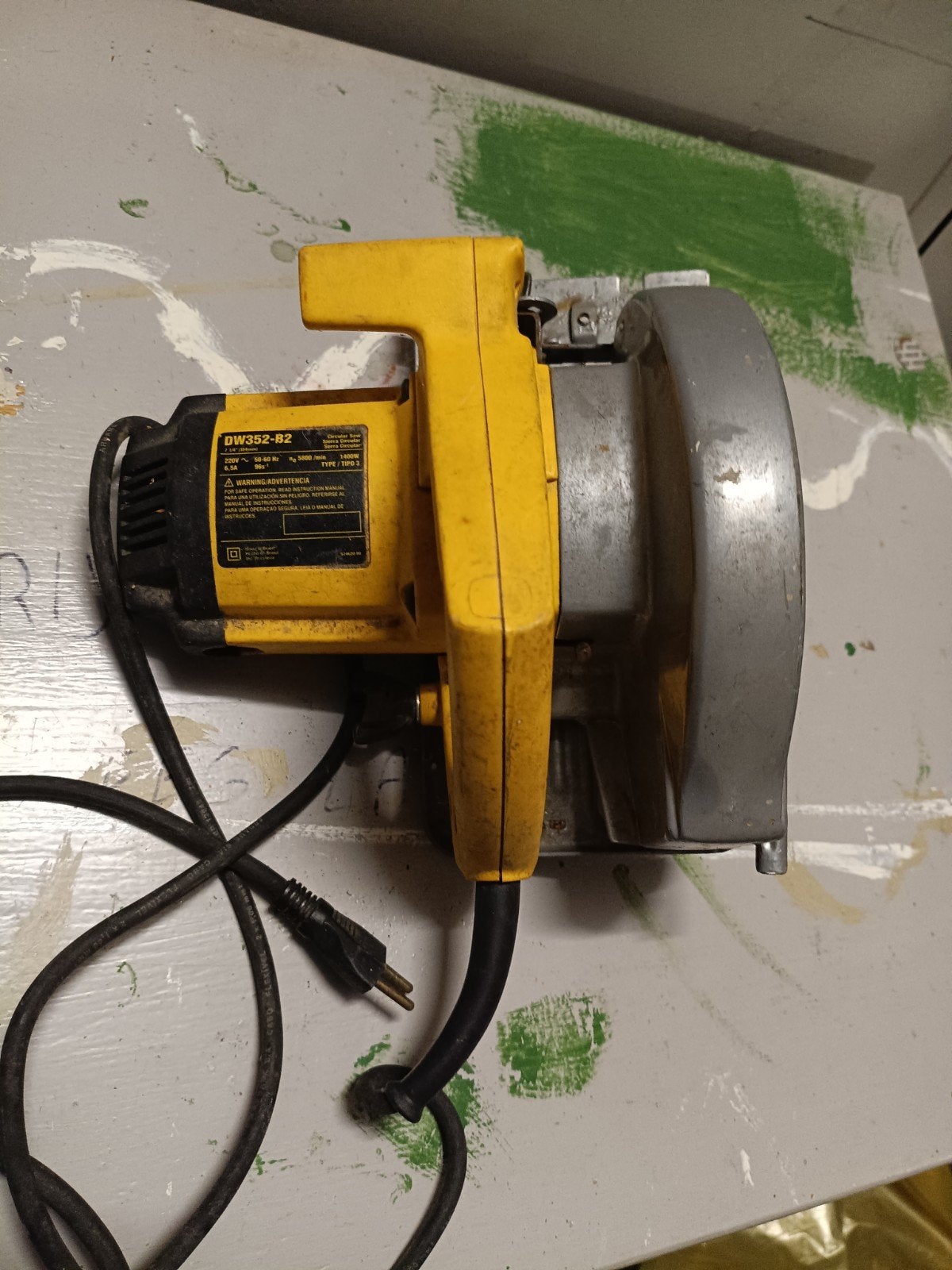 dewalt elektrische cirkelzaag, Doe-het-zelf en Bouw, Ophalen