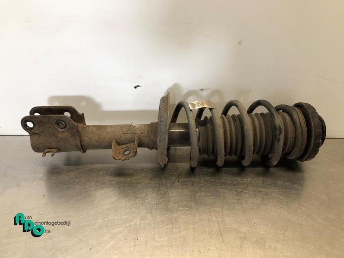 Barre amortisseur avant gauche d'un Chevrolet Spark (Spark 0, -, 3 mois de garantie, Utilisé, -