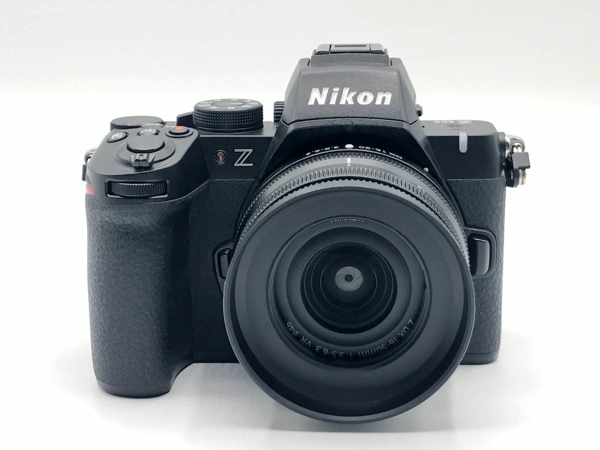 Nikon ZII 50 II + zoom 16-50mm f:3.5-5.6, Audio, Tv en Foto, Fotocamera's Digitaal, Ophalen, Nikon