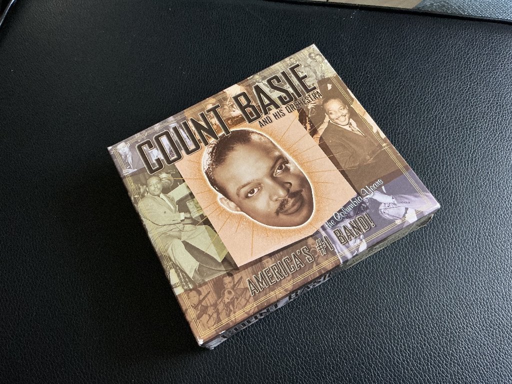 Count Basie and his orchestra . The Columbia Years 4 CD, CD & DVD, CD | Jazz & Blues, Enlèvement ou Envoi, Comme neuf, Jazz, Coffret