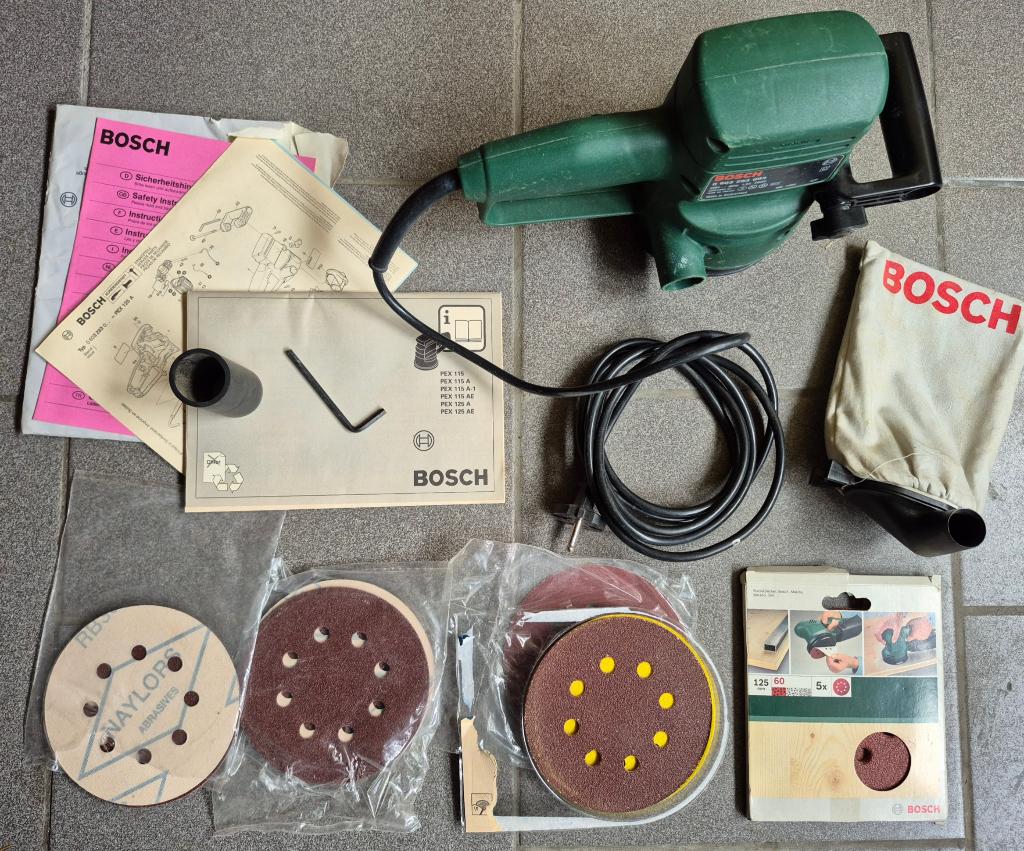 BOSCH Ponçeuse avec accessoires, Bricolage & Construction, Enlèvement ou Envoi, Utilisé