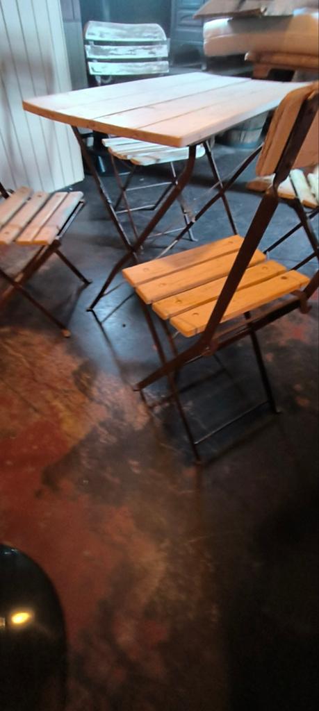 Bistro set, Ophalen