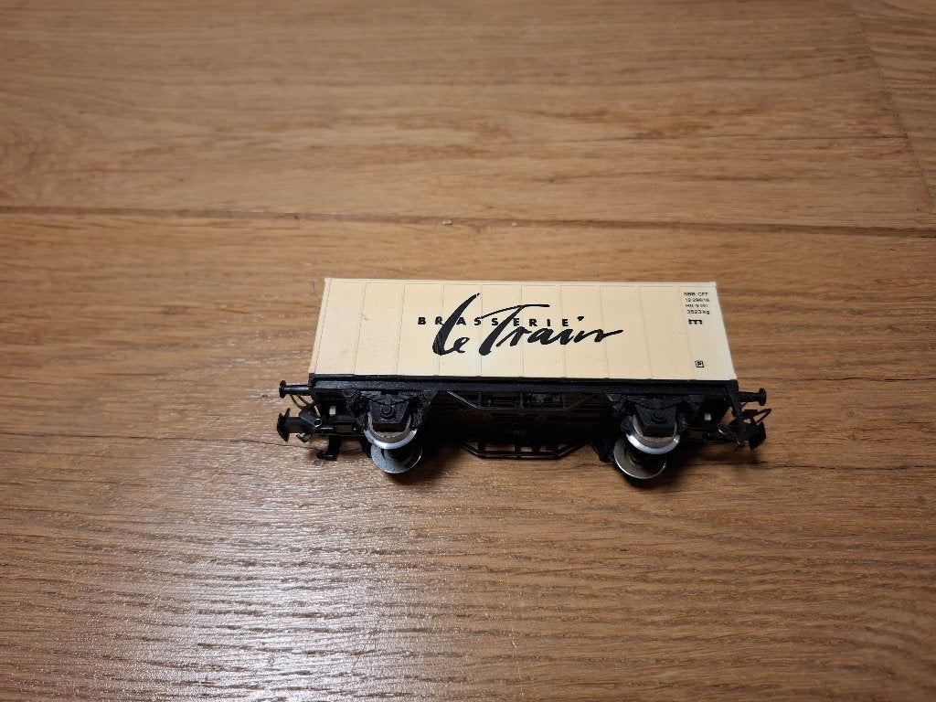 Märklin 4455 - wagon porte conteneur Brasserie Le Train, Enlèvement, Utilisé, Wagon, Märklin
