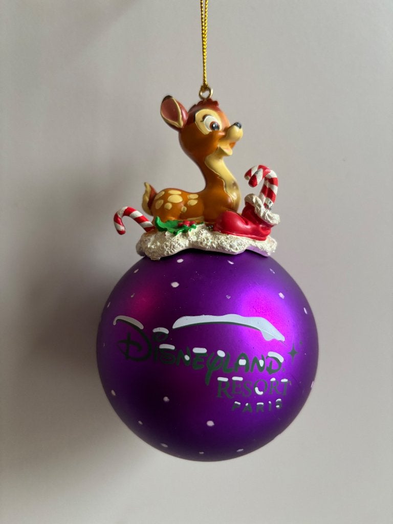Disneyland Parijs kerstbal Bambi 2006, Ophalen of Verzenden, Zo goed als nieuw