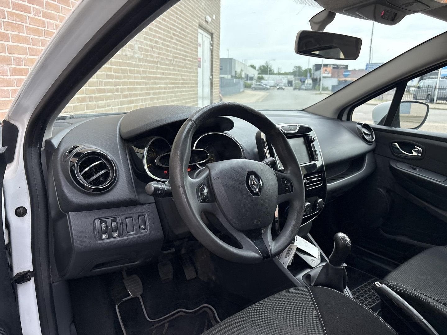 Renault Clio Estate 1.5 dCi ECO Expression | Airco | Cruise, Auto's, Renault, Start-stop-systeem, Wit, Bedrijf, Clio