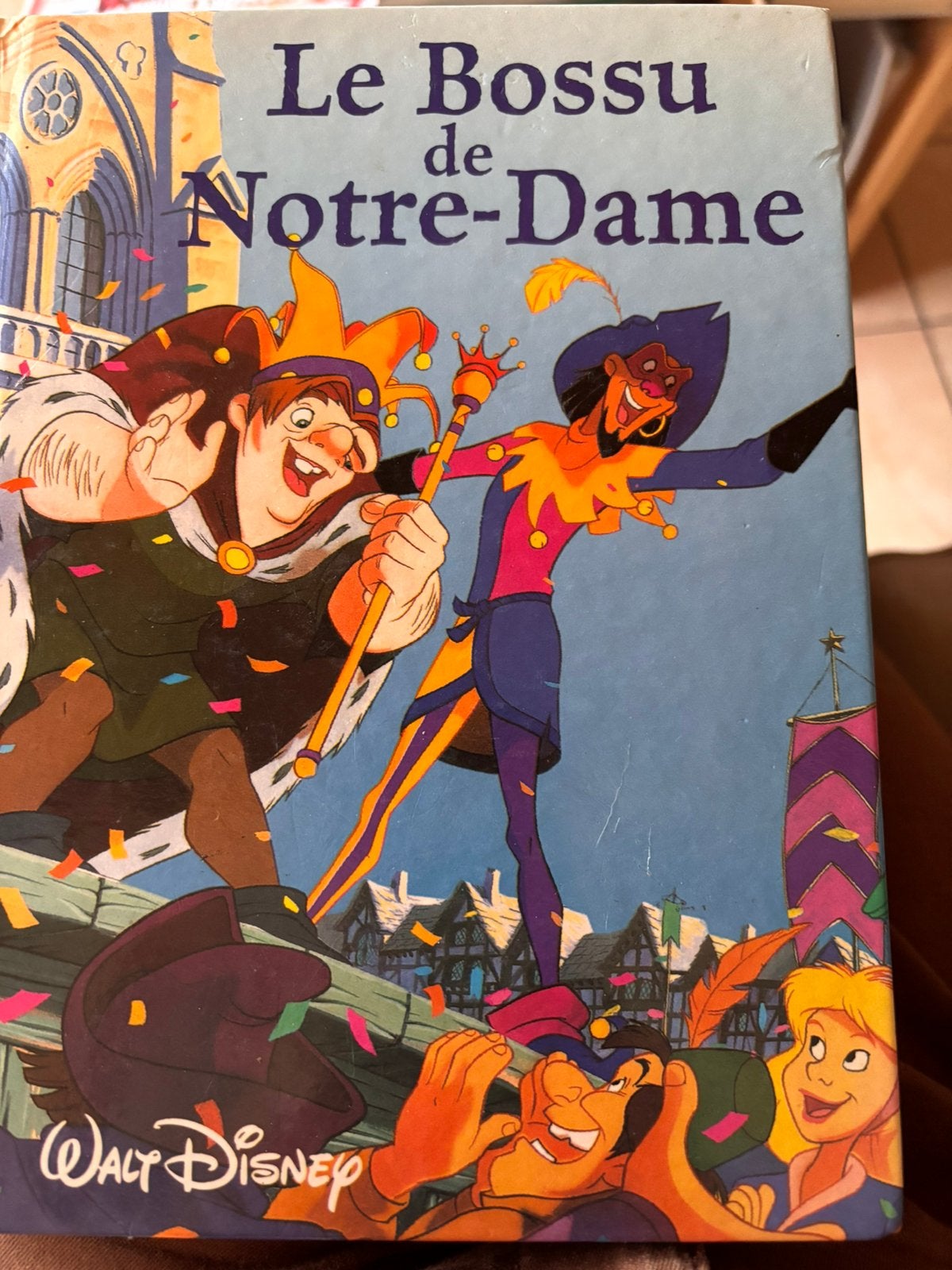 Le Bossu de Notre-Dame (version Disney), Enlèvement ou Envoi