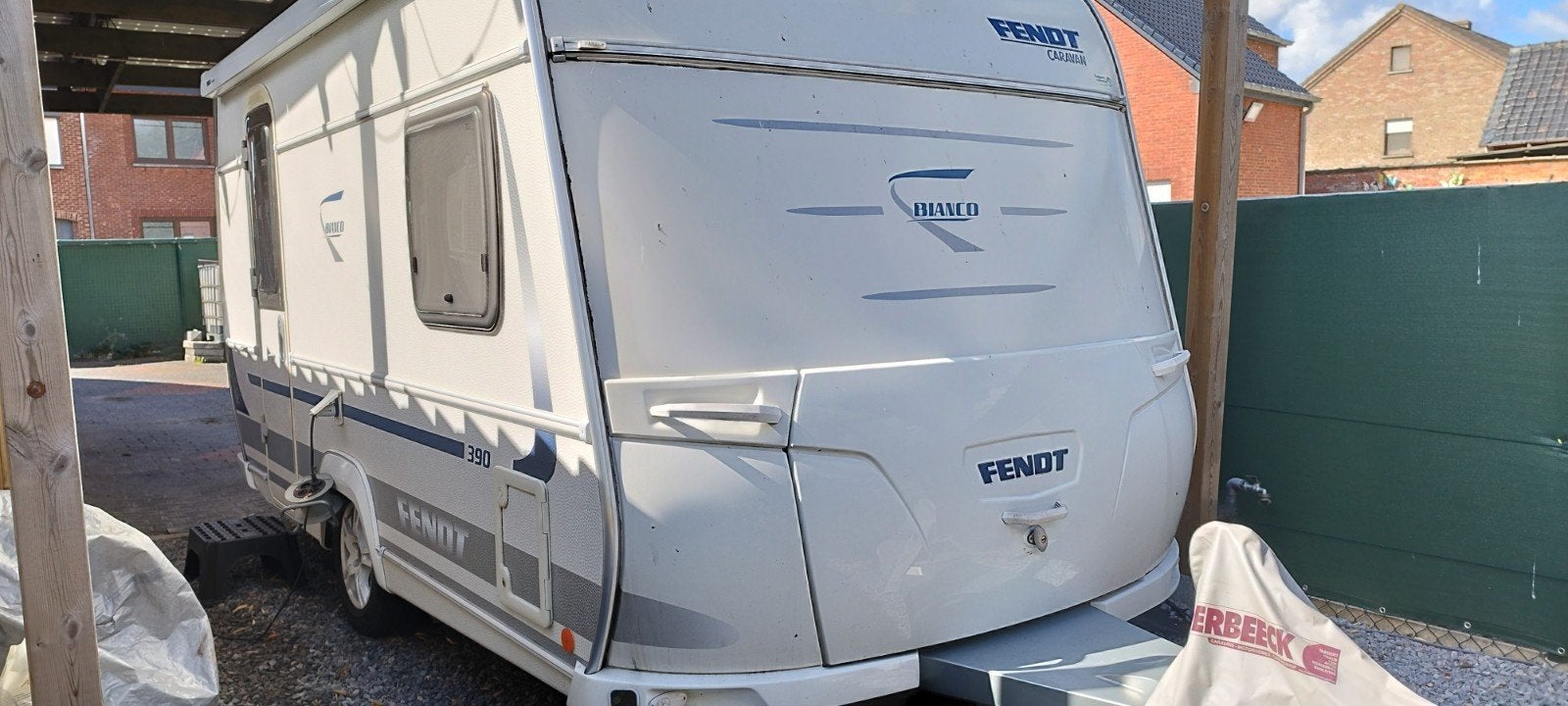 Fend caravan Bianco 390, Caravans en Kamperen, Caravans, Standaardzit, Luifel, Frans bed, Tot en met 3