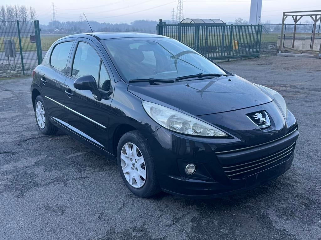 Peugeot 207 1.4 essonce Airco lez ok, Auto's, 4 deurs, Elektrische ramen, Bedrijf, 1368 cc