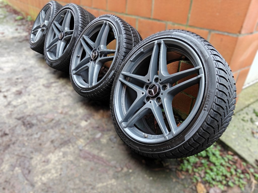 Jantes original AMG C63 en 19 pouce, Autos : Pièces & Accessoires, Pneus & Jantes, Pneus et Jantes, Pneus hiver, Utilisé, 265 mm