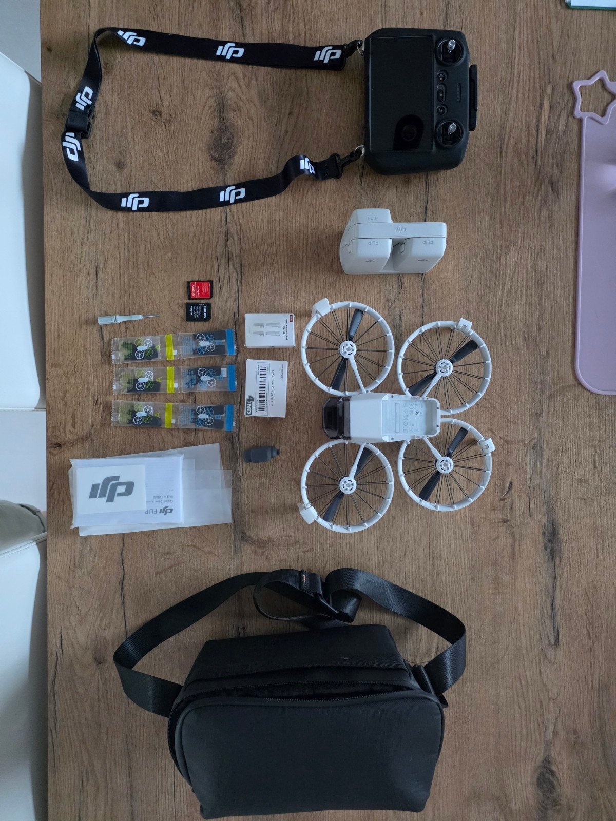 dji flip fly more combo, TV, Hi-fi & Vidéo, Moins de 250 g, Pliable, Qualité supérieure, 5 à 10 km