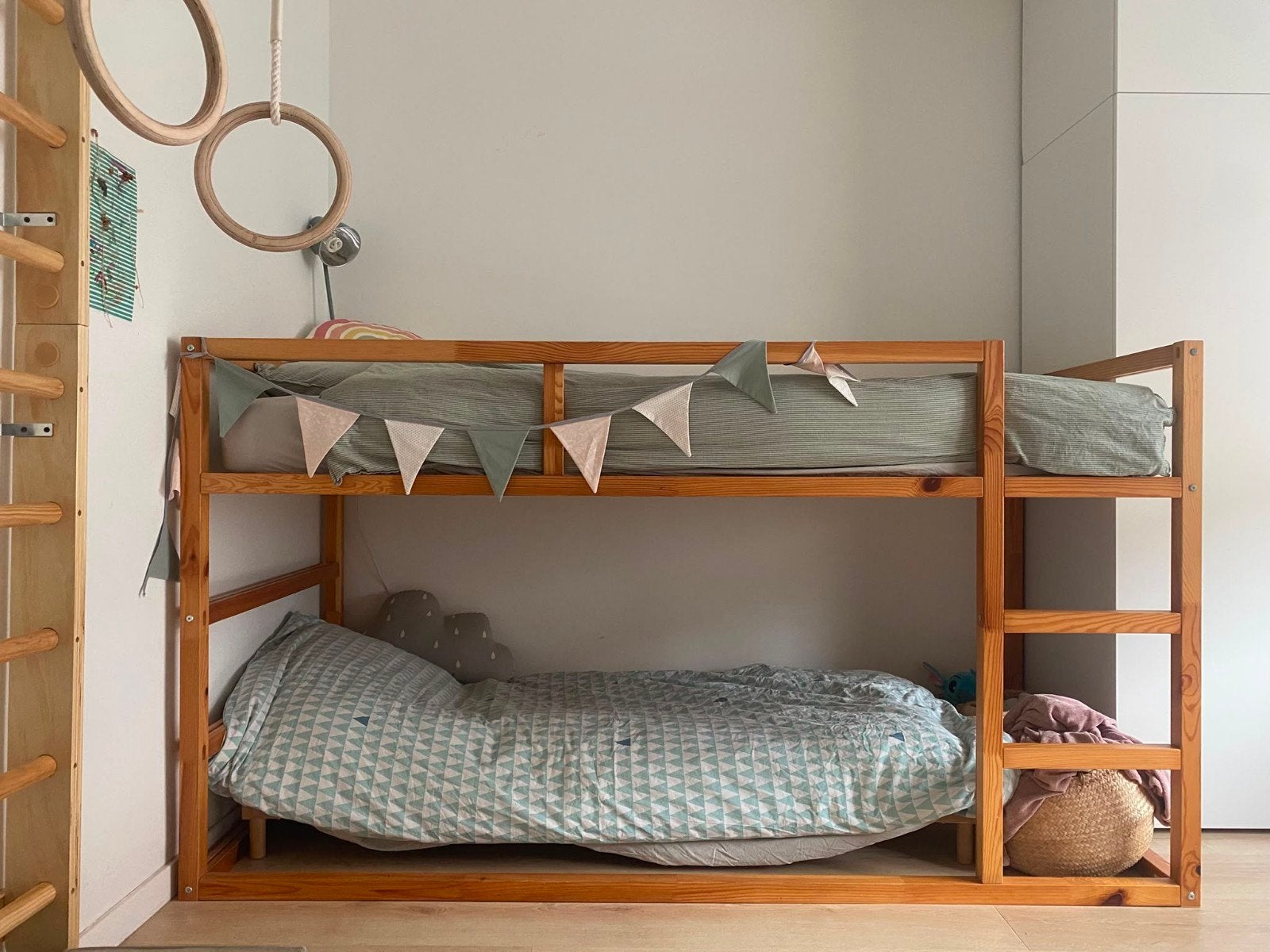 Lit IKEA Kura avec matelas, Enlèvement, Comme neuf