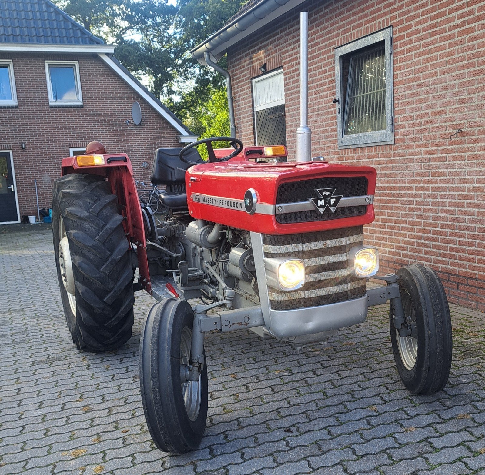 Massey ferguson 152, Zakelijke goederen, Ophalen, Massey Ferguson
