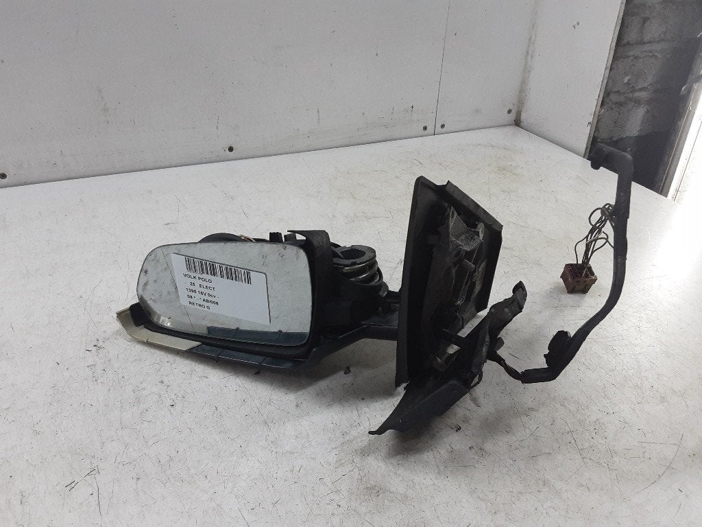 SPIEGEL LINKS Volkswagen Polo IV (9N1 / 2/3), Auto-onderdelen, Gebruikt, Volkswagen, Mevr. I. Hauben, Rue de l'Espoir 34 34
4030  GRIVEGNÉE, BE