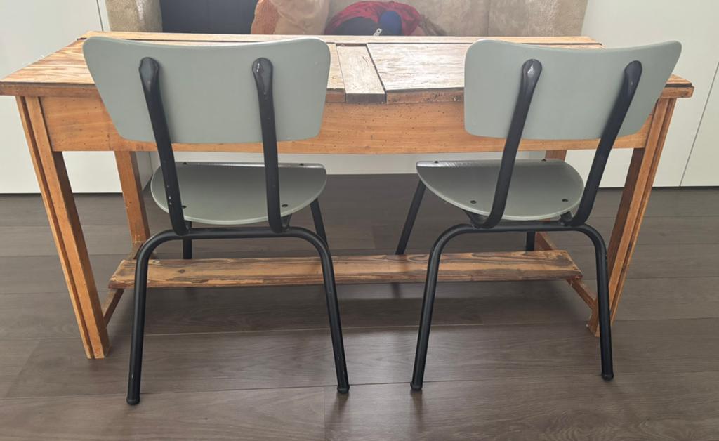 Houten schoolbankje, Ophalen, Gebruikt