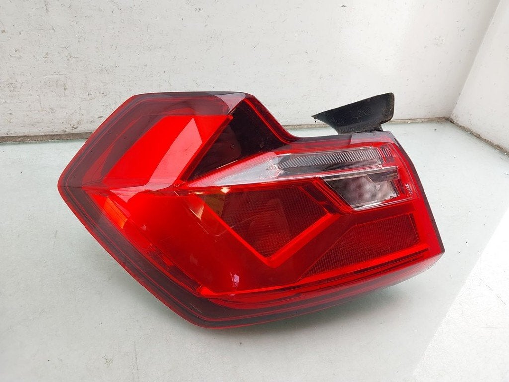 FEU ARRIÈRE GAUCHE Audi A1 Sportback (GBA) (|82A945069A|), Auto-Union-Straße  1,
85057  Ingolstadt, DE, Info@audi.de, Audi, Utilisé