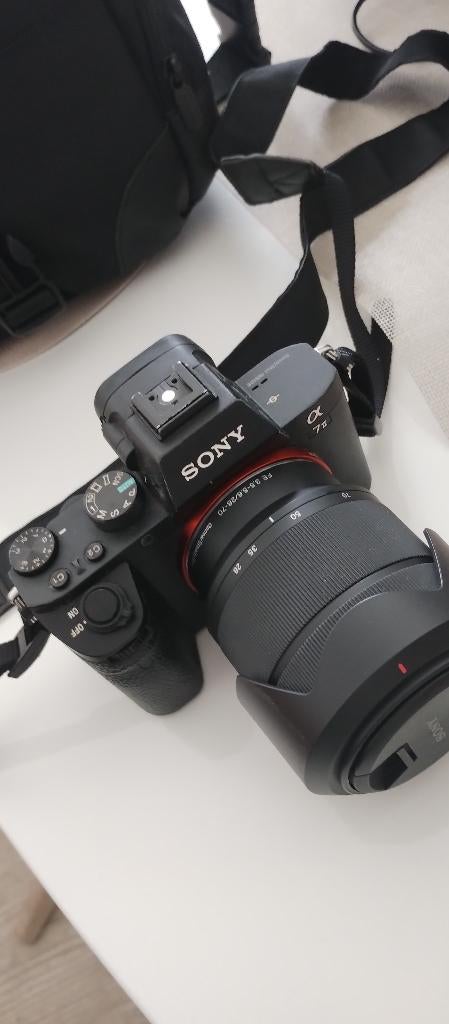 Réflex Sony 7 vii Alpha 2 28-70 oss 5000 photos batt + charg, Enlèvement ou Envoi, Moins de 4 fois, Utilisé, Sony