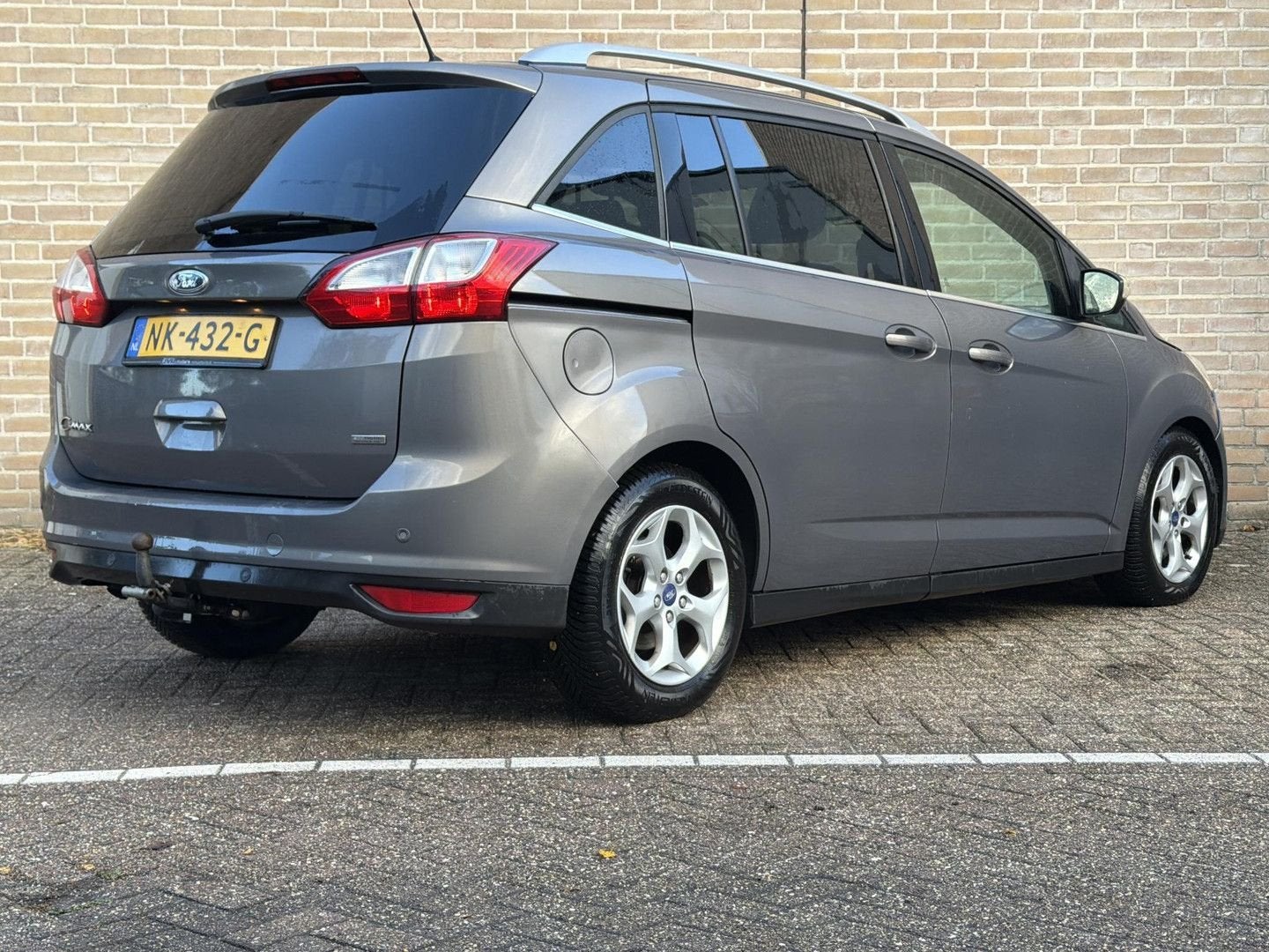 Ford Grand C-Max 1.6 TDCi Titanium | Climate | Navi | Trekha, Auto's, Bruin, 124 g/km, Bedrijf, Grand C-Max