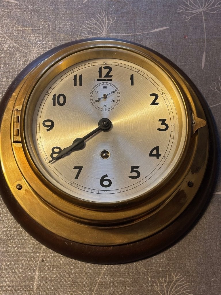 Magnifique Horloge de Marine en Laiton – Mécanique 1, Enlèvement