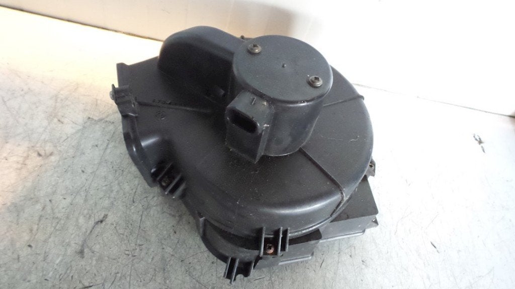 VENTILATEUR RADIATEUR MOTEUR Seicento (187) (|571221200|), Autos : Pièces & Accessoires, FCA Germany GmbH, IPC D1-09 Bahnhofsplatz
65423  Rüsselsheim am Main, DE