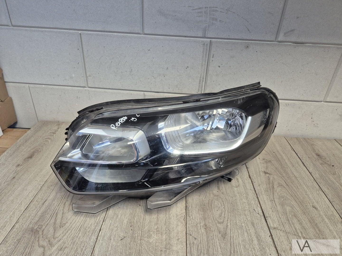 Koplamp links van Vivaro / Jumpy / Expert oren af 9808567780, Gebruikt, -, -, Ophalen of Verzenden