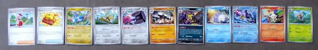 Lot 79 Pokémon-kaarten (14 Reverse, 9 Holo, 1 double rare), Ophalen of Verzenden, Zo goed als nieuw