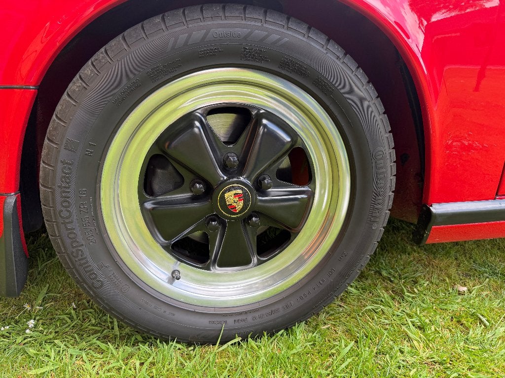 Porsche 911 Carrera 3.2 - 1986 - Coupé - Oltimer - Ancêtre, foto 9