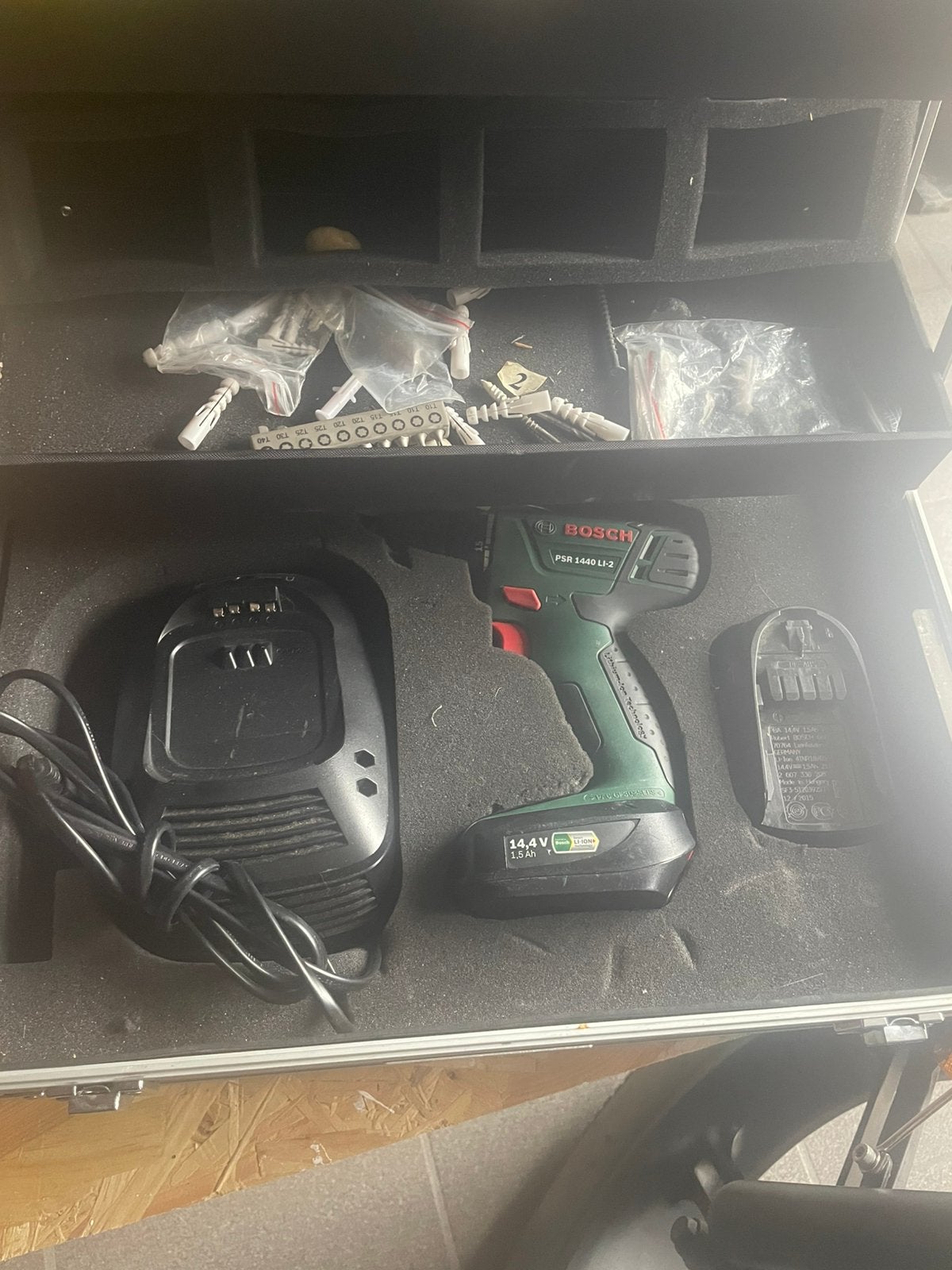 Bosch accu boormachine, Bricolage & Construction, Outillage | Foreuses, Enlèvement, Utilisé, Foreuse et Perceuse, 600 watts ou plus