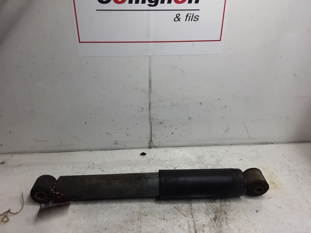 SCHOKBREKER RECHTS ACHTER Porsche 924 (301700106401), Auto-onderdelen, Gebruikt, Rue de l'Espoir 34 34
4030  GRIVEGNÉE, BE, Info@Collignon.be