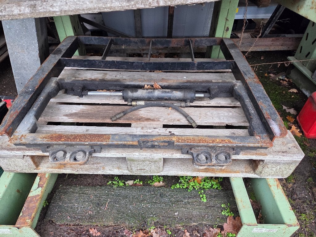 Diverse Sideshift borden , Fem 2,     2.5 ton, Ophalen, Zo goed als nieuw