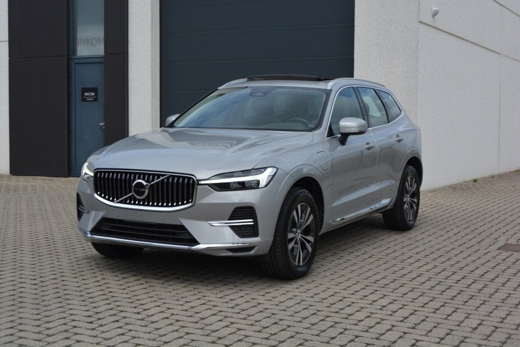 Volvo XC60 T6 350PK PHEV Recharge AWD Pano/2023, Auto's, Volvo, Automaat, 4 cilinders, 1969 cc, 257 kW
