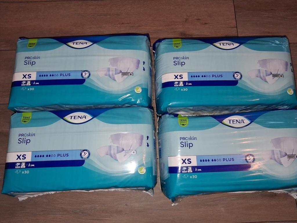 4 pakken Tena proskin slip luiers maat XS, Diversen, Ophalen of Verzenden, Nieuw