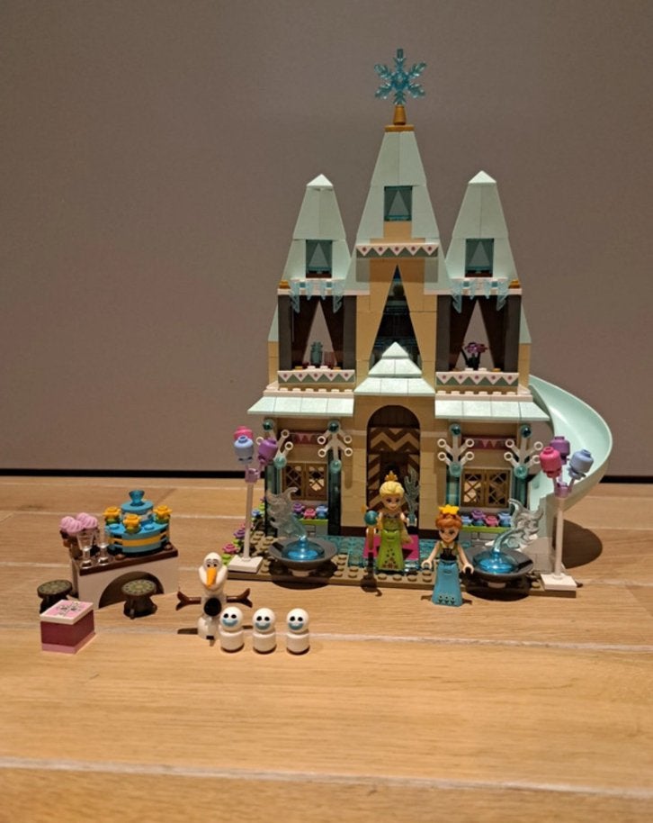 LEGO Disney La Reine des neiges Fête au château d'Arendelle, Enfants & Bébés, Enlèvement ou Envoi, Lego, Ensemble complet, Comme neuf