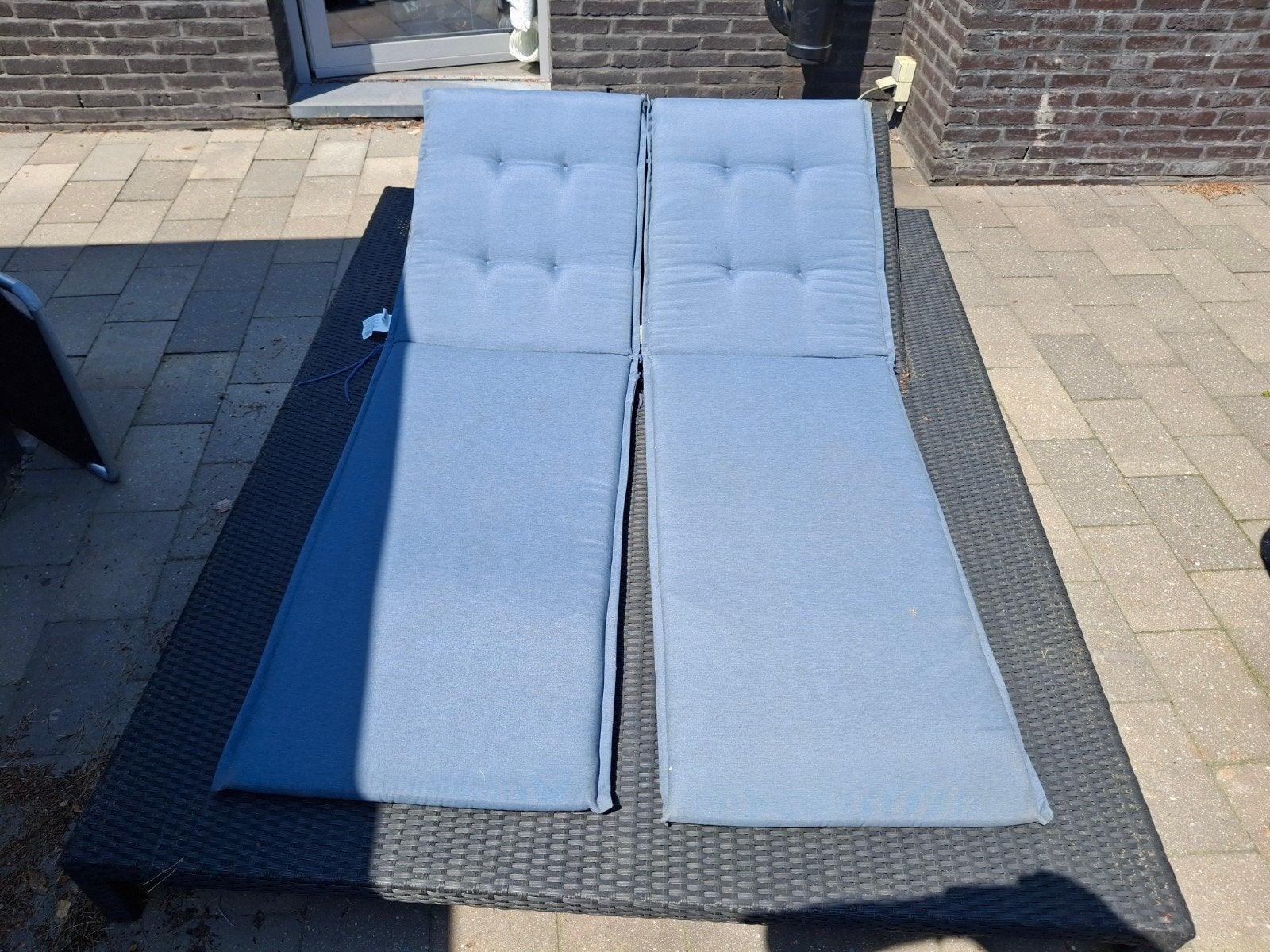 Dubbel ligbed met nieuwe kussens., Ophalen