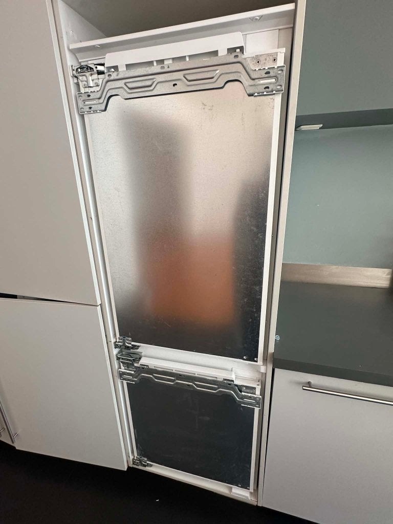 Frigo et congélateur encastrable / encastré, Electroménager, 160 cm ou plus, Comme neuf, Enlèvement, 45 à 60 cm