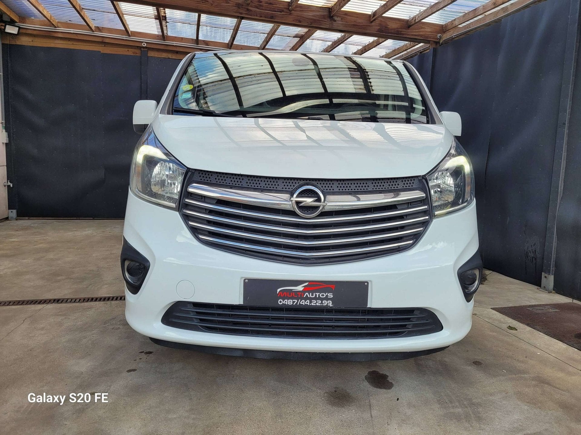 Opel Vivaro 1.6 CDTi L1H1 BiTurbo, Autos, Opel, https://public.car-pass.be/vhr/6ceeeab9-3a2e-41bb-b9c6-b367842bfe6b, Achat, Vivaro