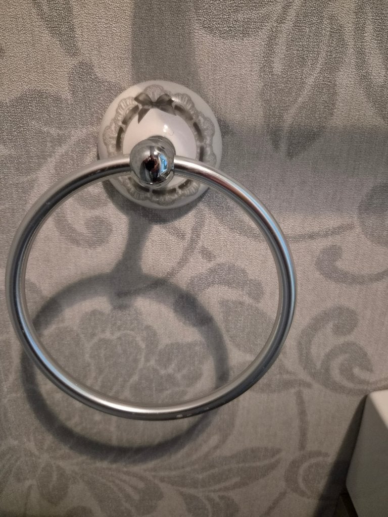 GRATIS badkamer accessoires, Huis en Inrichting, Badkamer | Badtextiel en Accessoires, Ophalen