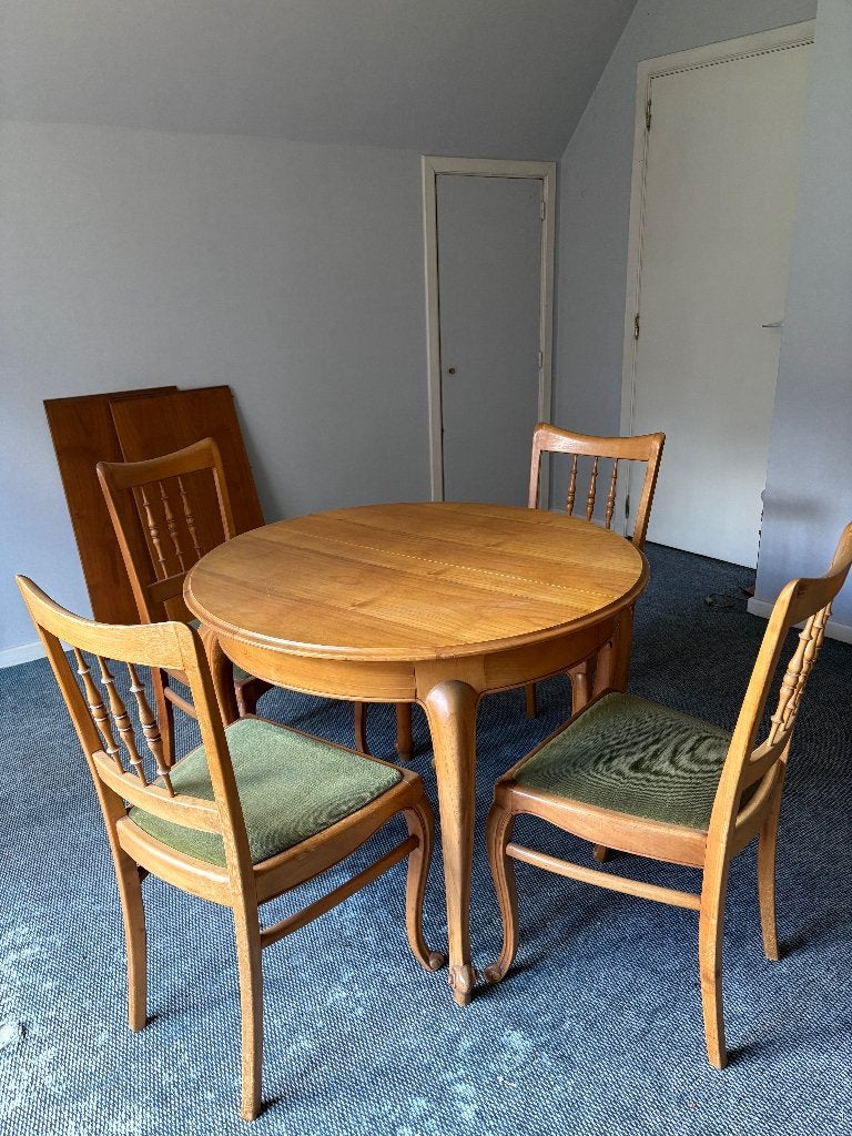 Eettafel uittrekbaar met 4 stoelen, Huis en Inrichting, Tafels | Eettafels, Ophalen, Gebruikt, 50 tot 100 cm, Rond