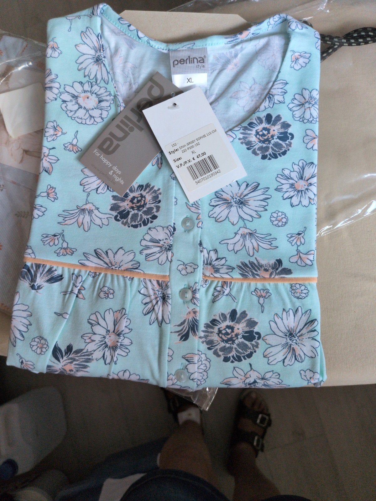Nachtkleed Perlina lange mouw, XL, zacht groen, nieuw, Kleding | Dames, Pyjama's, Ophalen