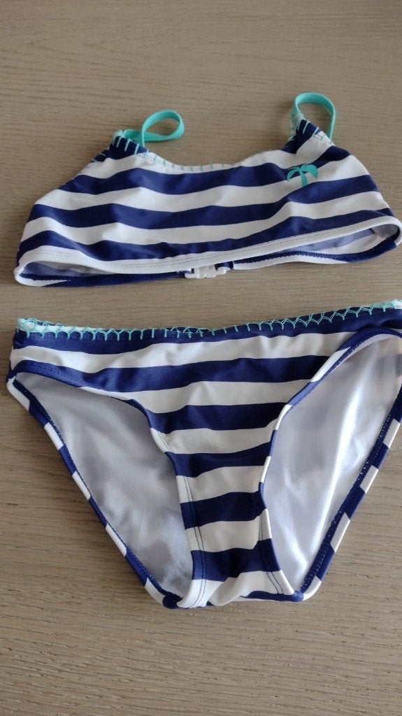 bikini " blauwe met witte strepen " maat 146 - 152, Kinderen en Baby's, Kinderkleding | Kinder-zwemkleding, Bikiniset, Meisje